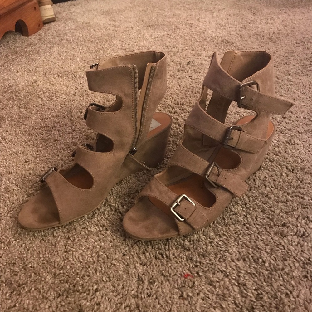 Women’s wedges